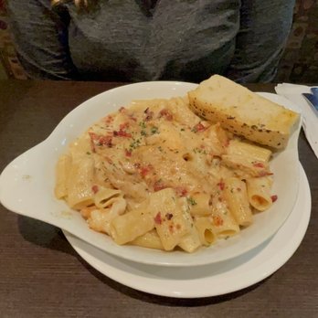 Oliveto Italian Bistro - Italian Near Me - Moore, Oklahoma Oliveto Italian Bistro - Italian Near Me - Moore, Oklahoma