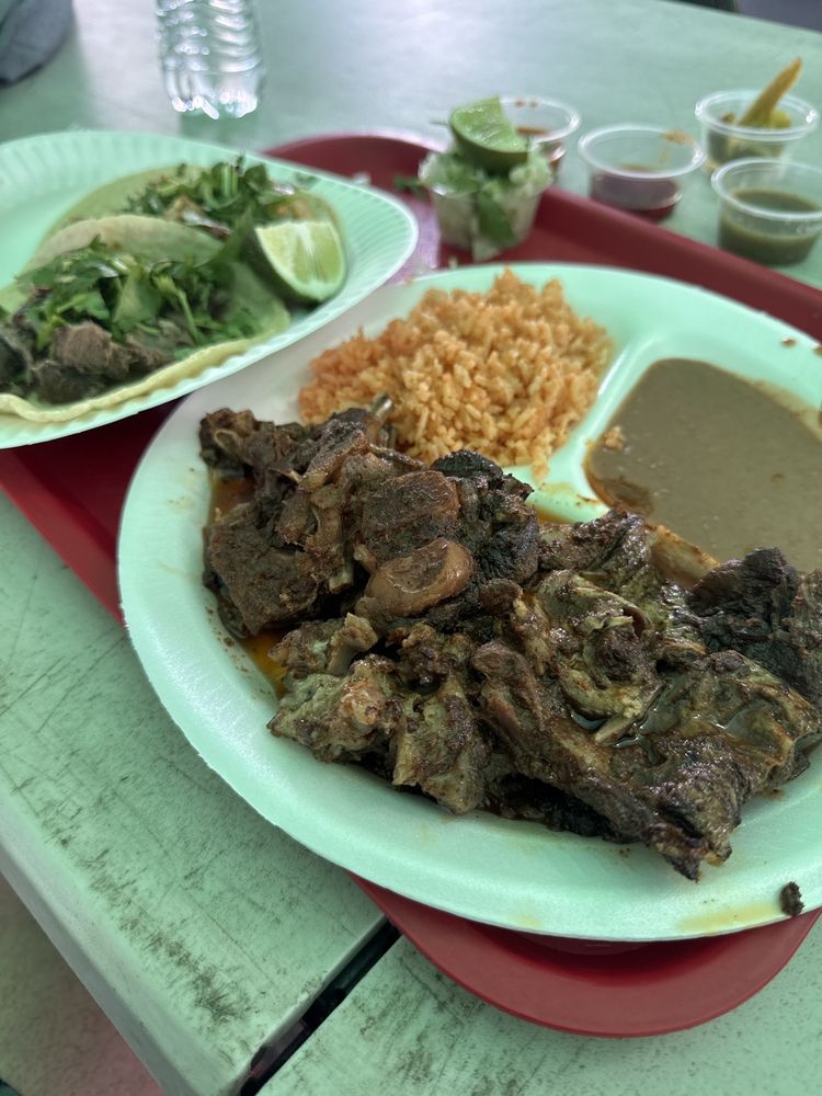 Tacos El Molonco Logo