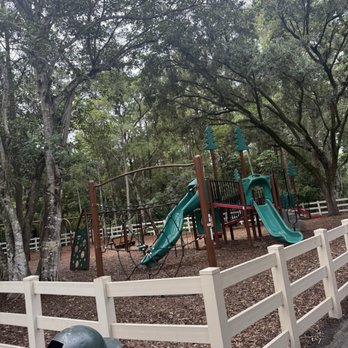 Hamptons Pines Park - Parks Near Me - North Lauderdale, Florida