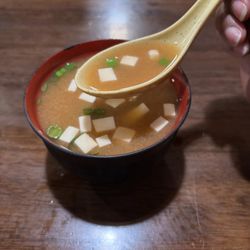 Oishi Sushi & Grill - Miso soup