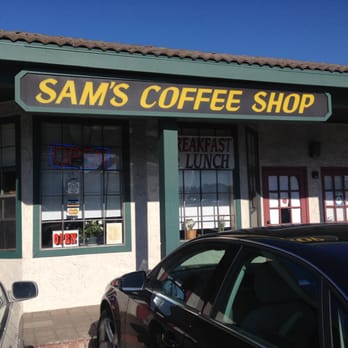 Sams Cafe - Front entrance - Breakfast & Brunch Near Me - Half Moon Bay, California Sams Cafe - Front entrance - Breakfast & Brunch Near Me - Half Moon Bay, California