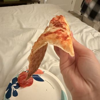 Pizza On 5th - Oily, soggy pizza - Pizza Near Me - San Diego, California Pizza On 5th - Oily, soggy pizza - Pizza Near Me - San Diego, California