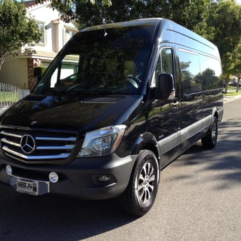 AFG Luxor Limo - Limos Near Me - Corona, California