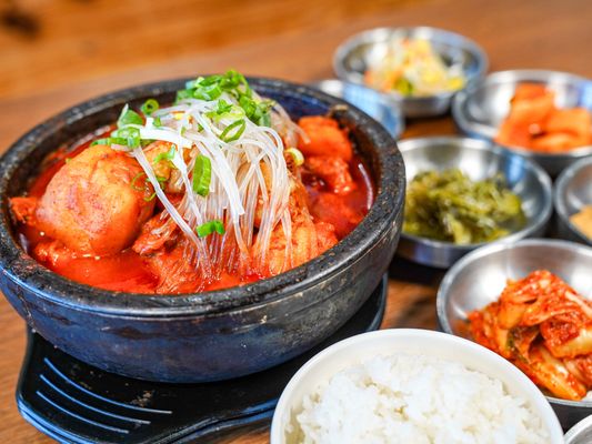 Mama's Kitchen Korean Restaurant of Frisco 한식 & 반찬 전문점 by null