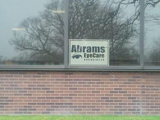 Abrams Eye Care Meridian Monstruonauta