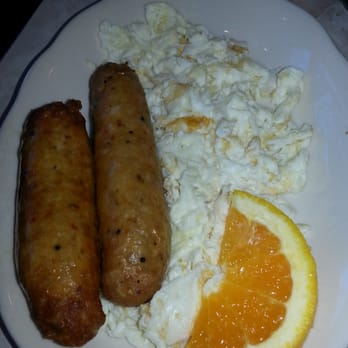 Darien Diner - Disgusting chicken dinner sausage served for breakfast with uninspiring egg whites - Diners Near Me - Darien, Connecticut Darien Diner - Disgusting chicken dinner sausage served for breakfast with uninspiring egg whites - Diners Near Me - Darien, Connecticut