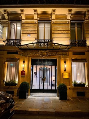 Hôtel Le Marianne - Champs Elysées - Paris 8e by null