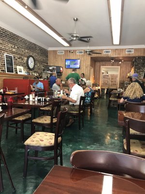 Thomas Cafe by null