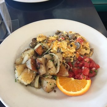 Blackberry Bistro - Veggie Scrambler - Breakfast & Brunch Near Me - Oakland, California
