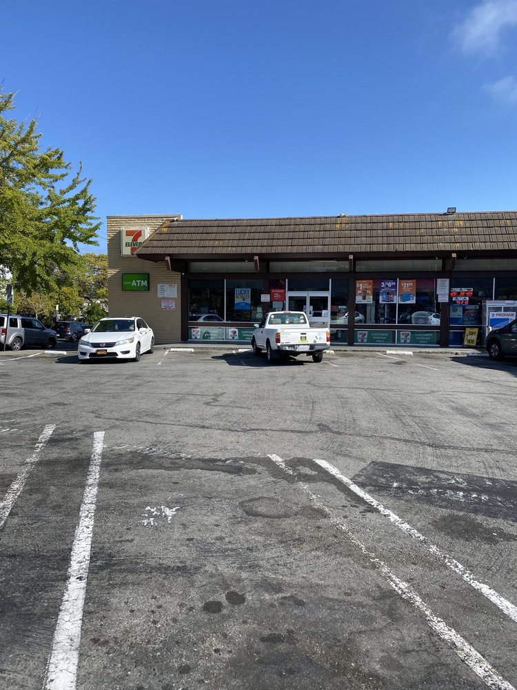 7ELEVEN Updated August 2024 29 Reviews 1540 Solano Ave, Albany