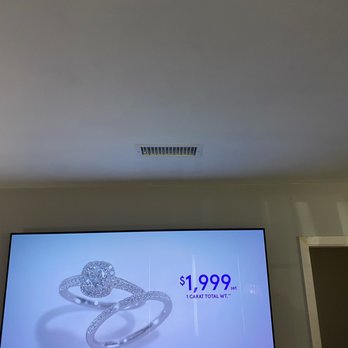Evolution Heating And Air Conditioning - Livingroom register - Heating & Air Conditioning/HVAC Near Me - Fullerton, California