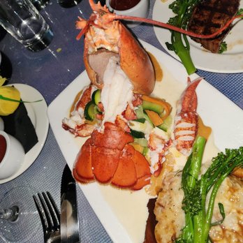 Geoffrey's Malibu - Lobster - Seafood Near Me - Malibu, California