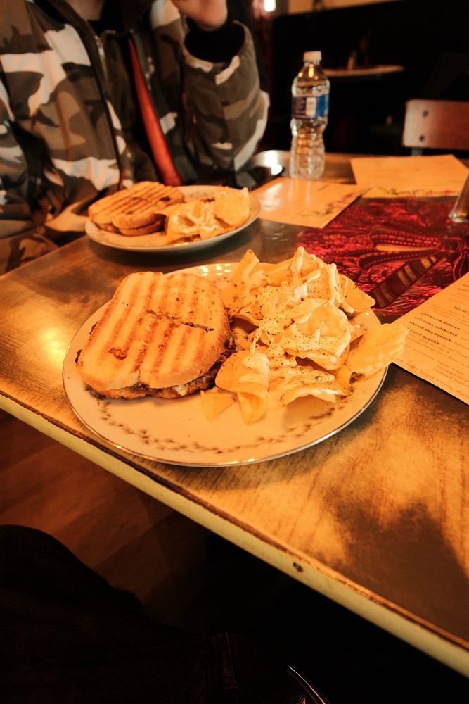 Harvest Garden Cafe Logo