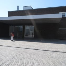 White Cube - This museum was probably once a fire station.  I don't know; go figure!