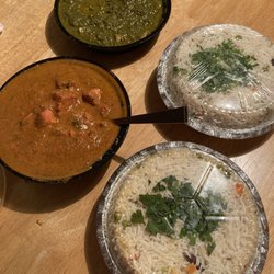 Grand Indian Kitchen - Butter chicken, palak paneer, rice