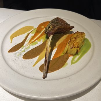 Indienne - Indian Near Me - Chicago, Illinois