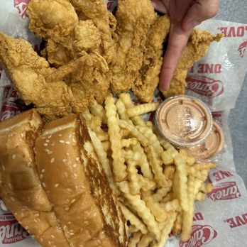 Raising Cane's Chicken Fingers - Chicken Shop Near Me - Madison, Wisconsin Raising Cane's Chicken Fingers - Chicken Shop Near Me - Madison, Wisconsin