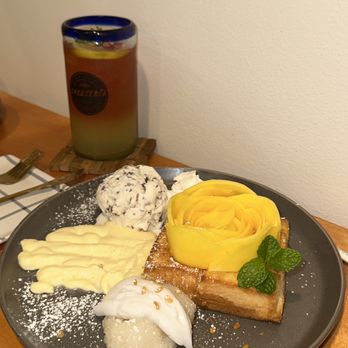 Sweeteria - Mango, sticky rice - Desserts Near Me - Silver Spring, Maryland