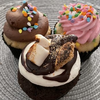 Sweet Avenue Bake Shop - Cupcakes - Bakeries Near Me - Rutherford, New Jersey