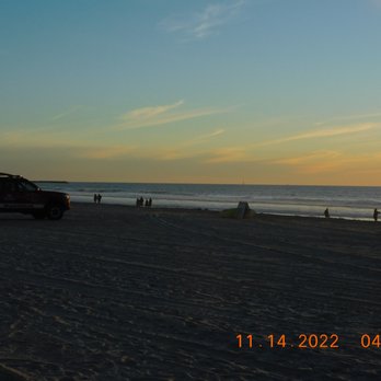 Mission Beach - The one thing that caps the day off is the sun setting in the evening and the view across the water . - Beaches Near Me - San Diego, California Mission Beach - The one thing that caps the day off is the sun setting in the evening and the view across the water . - Beaches Near Me - San Diego, California
