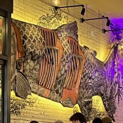 Saketome Sushi - Cool decor.