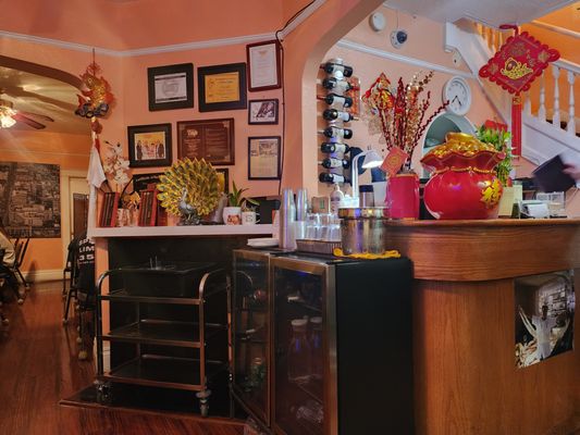 Frank's Noodle House by null