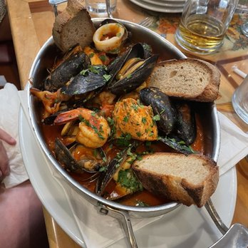 Il Farro - Cioppino Posilipo - Italian Near Me - Newport Beach, California Il Farro - Cioppino Posilipo - Italian Near Me - Newport Beach, California