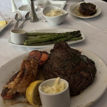 Ruth's Chris Steak House - Surf n turf. Fun night celebrating a milestone. - Steakhouses Near Me - Pasadena, California