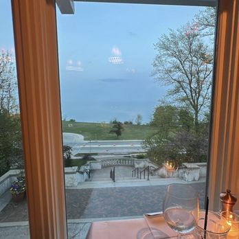 Bartolotta's Lake Park Bistro - Lake view - French Near Me - Milwaukee, Wisconsin
