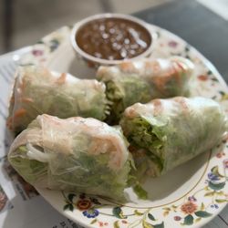 Pho Lao Vieng - Spring rolls