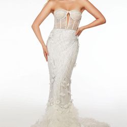 user provided Cupid Couture photo