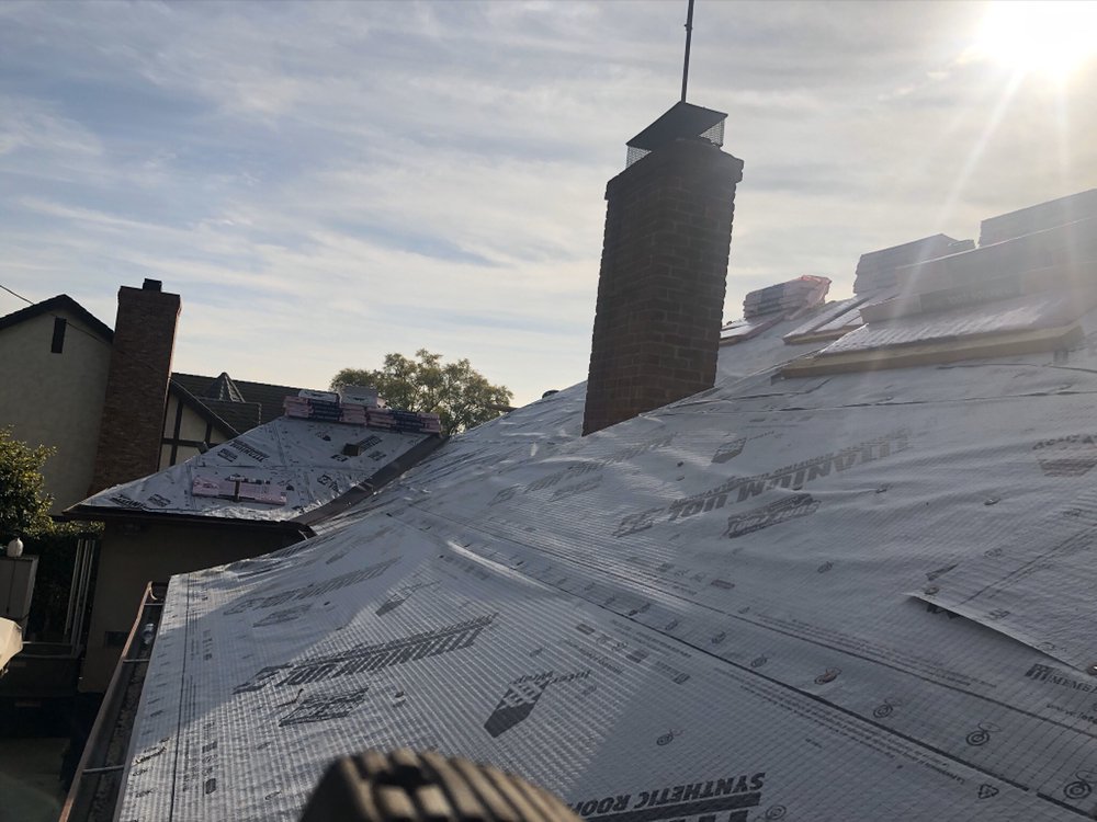 Slide of Valley Roofing Inc