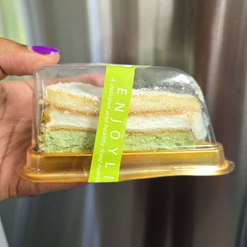 Yumeese - Pistachio Cream Cake - Desserts Near Me - Olympia, Washington Yumeese - Pistachio Cream Cake - Desserts Near Me - Olympia, Washington