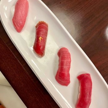 Shiro's - 19pc Chef's Omakase Nigiri - Sushi Bars Near Me - Seattle, Washington