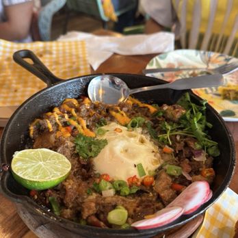 Kamayan Atl - sizzling sisig - Filipino Near Me - Doraville, Georgia