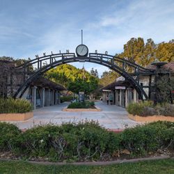 Franklin Square - FRANKLIN SQUARE SANTA CLARA