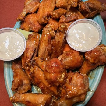 The Diamond Pub & Grill - Sweet chili and hot wings - American Near Me - Glastonbury, Connecticut The Diamond Pub & Grill - Sweet chili and hot wings - American Near Me - Glastonbury, Connecticut