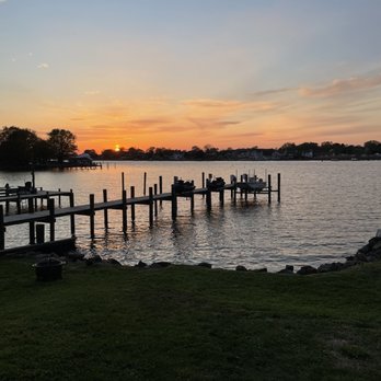 Gonce Marine - a sunset over a body of water - Shaved Ice Near Me - Sparrows Point, Maryland