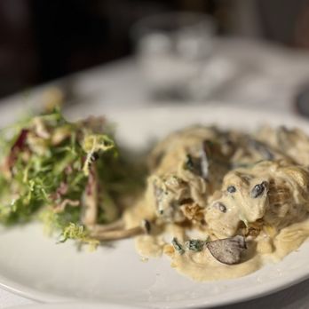Alouette Bistro - Vol-au-Vent - French Near Me - Vancouver, British Columbia