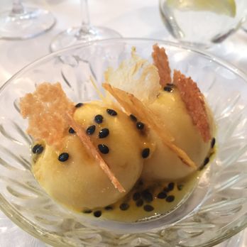 Medlar - Homemade passion fruit ice cream - British Near Me - London, XGL