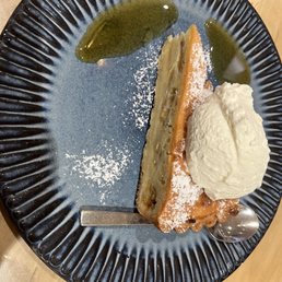 Apple Cake