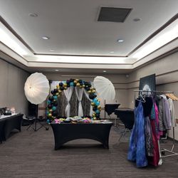 Elegante Soirees - Custom made photo backdrops and photobooth areas!