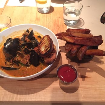 WestOak - Mussels with Frits - Seafood Near Me - Vancouver, British Columbia WestOak - Mussels with Frits - Seafood Near Me - Vancouver, British Columbia