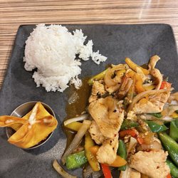 Twisted Noodles - F1. Pad Kra Pao