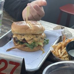 Royce Burger Royce Burger
