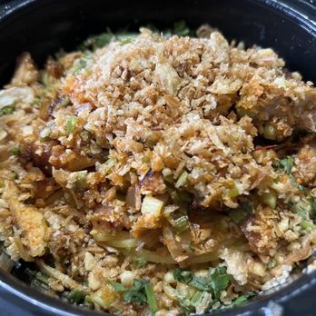 High Side - Spicy Dandan noodles with chicken. - Beer Bar Near Me - Fairfax, Virginia