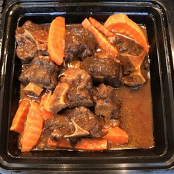 Pimento Jerk Kitchen and Bar - Braised oxtail (16oz), tasty with a bit of chew