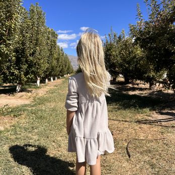 Gilcrease Orchard - Apple picking - Fruits & Veggies Near Me - Las Vegas, Nevada Gilcrease Orchard - Apple picking - Fruits & Veggies Near Me - Las Vegas, Nevada
