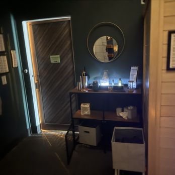 Oakwell Beer Spa - Products, storage, entry - Day Spas Near Me - Denver, Colorado Oakwell Beer Spa - Products, storage, entry - Day Spas Near Me - Denver, Colorado