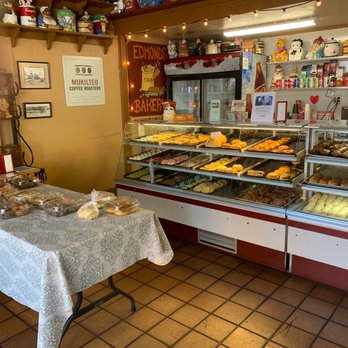 Edmonds Bakery - a display of pastries and pastries - Bakeries Near Me - Edmonds, Washington